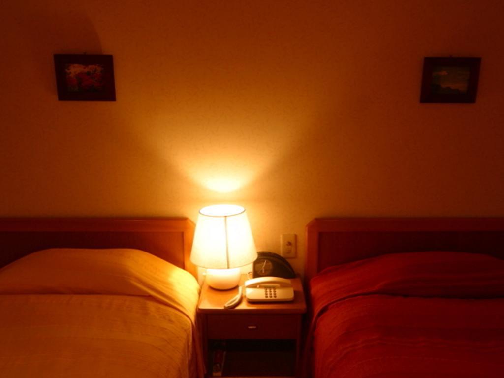 Hillside Inn Sirocco Татеяма Экстерьер фото